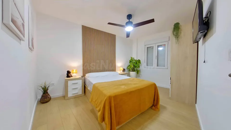 habitación  en piso en el centro de Alicante