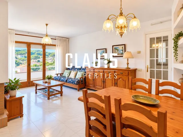 Casa independiente en venta con piscina privada y espectaculares vistas al mar en Sant Pol de Mar — 12