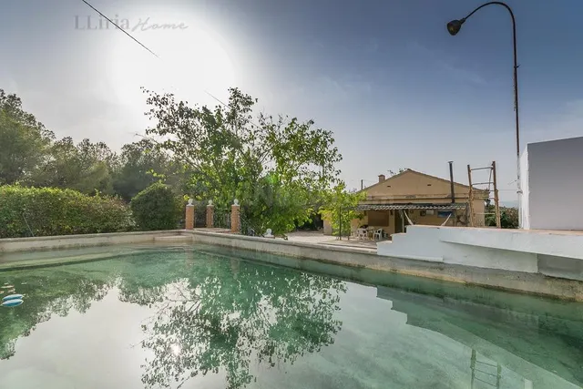 Ref. 04351.- EXCLUSIVA- Chalet con gran parcela y piscina en - foto 3