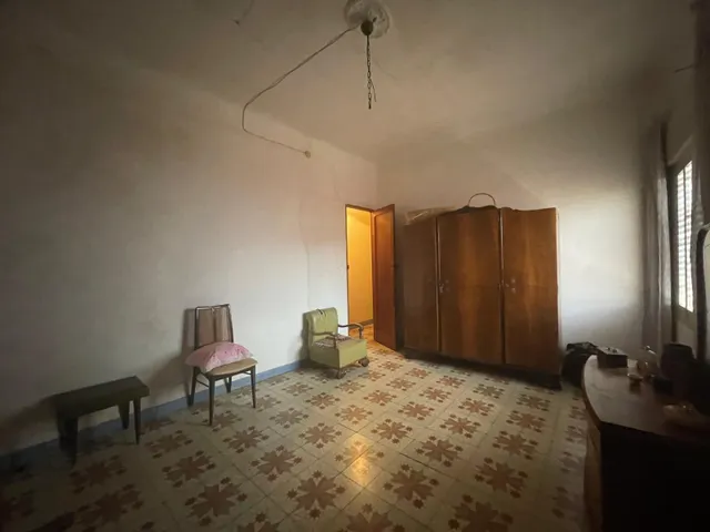 Amplia casa de 7 habitaciones para reformar en Rojales – 210 m2 — 11