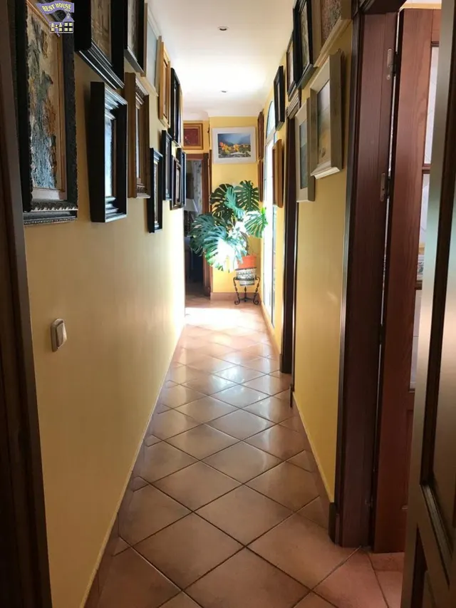 UNIFAMILIAR EN EL PORTICHUELO — 16