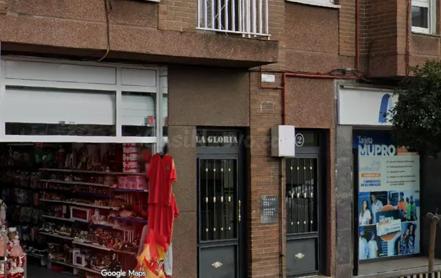 SE VENDE inmueble ALQUILADO en Santander
