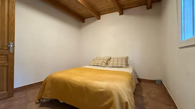 Finca rústica con placas solares y pozo en Garrapinillos, Zaragoza. — 40