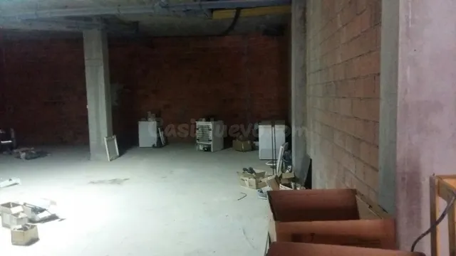 Se alquila bajo en el centro de A Laracha - foto 5
