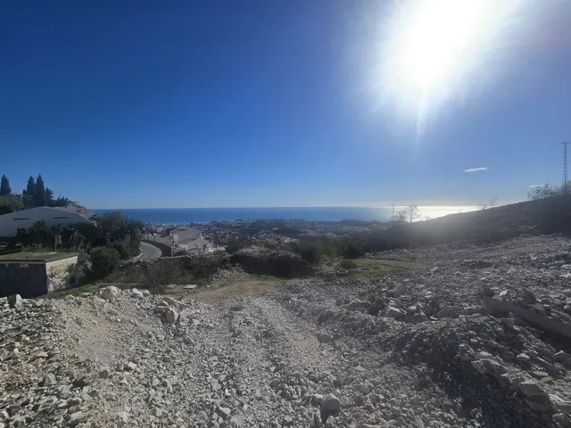 Terreno urbanizable Benalmádena vistas mar - 46 viviendas posibles — 21