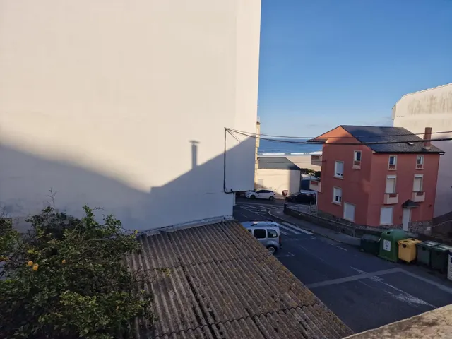 EXCLUSIVO CONJUNTO DE DOS CASAS CON JARDÍN Y GARAJE A 300 METROS DE LA PLAYA DE A RAPADOIRA – FOZ — 40
