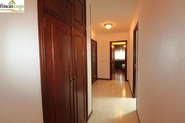 PISO DE 4 DORMITORIOS CERCA DEL CENTRO — 11