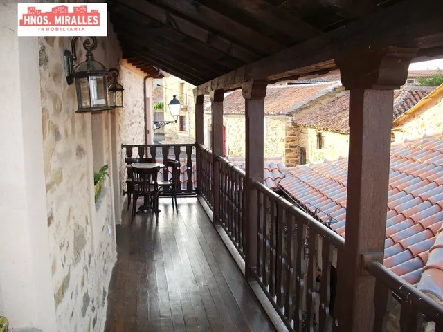 SE  VENDE CASA TIPICA MARAGATA INDEPENDIENTE EN EL CAMINO DE SANTIAGO — 31