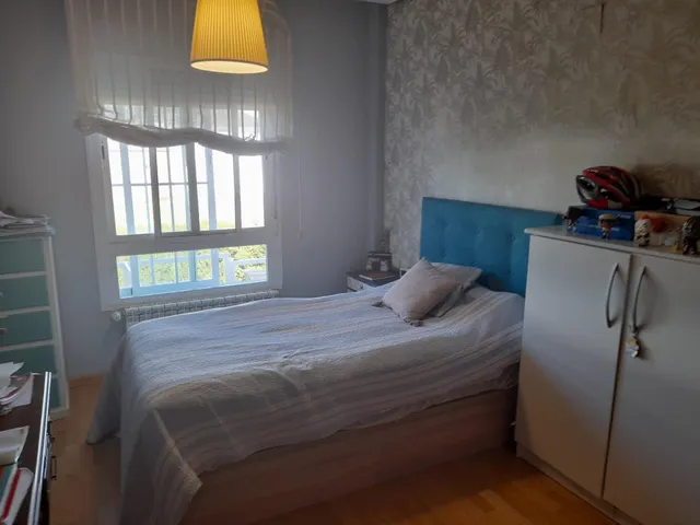 Unifamiliar con piscina comunitaria — 38