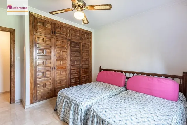 Espectacular Chalet en Ogijares - Ideal para Familias — 36