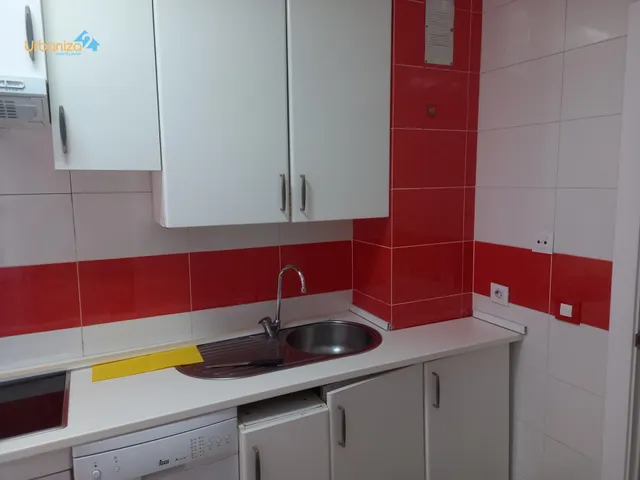 Piso en alquiler de 4 dormitorios para estudiantes, solo estudiantes — 8