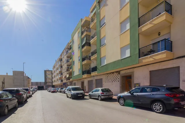 LOCAL COMERCIAL EN CALLOSA DE SEGURA. — 7