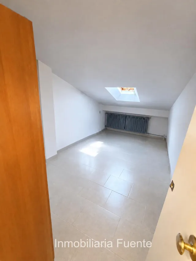Piso, ascensor, garaje, camarote en Zalla — 21