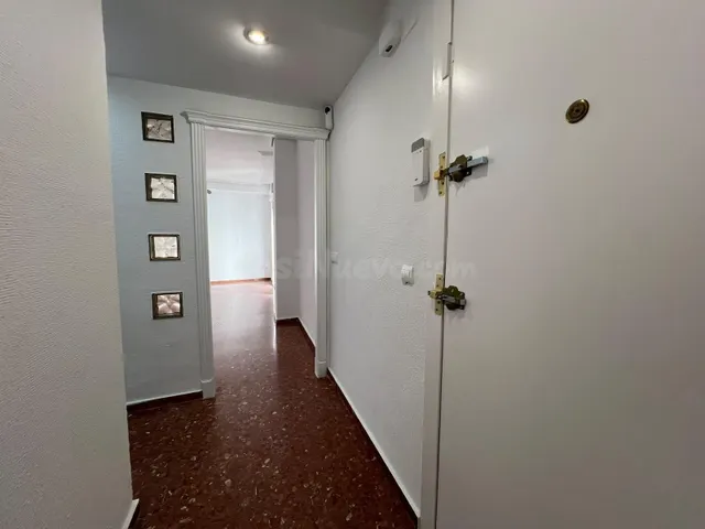 Amplio piso en alquiler en Plaza San Rafael, Córdoba — 5