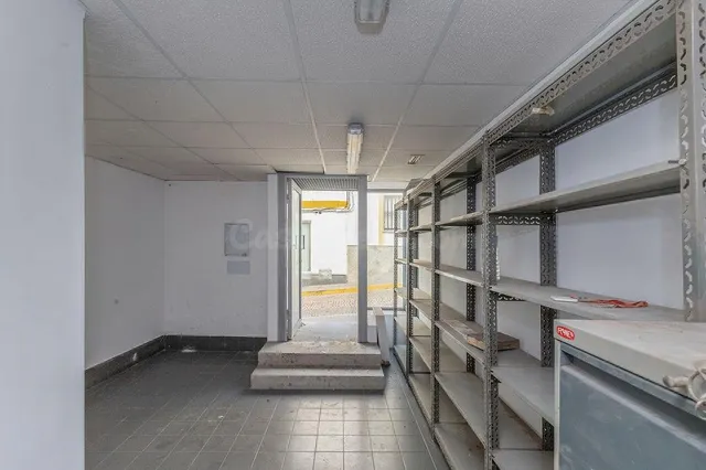 Local comercial 49m² en venta - Extremadura - foto 3