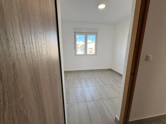 ¡Apartamento reformado a 500 metros de la playa! — 19