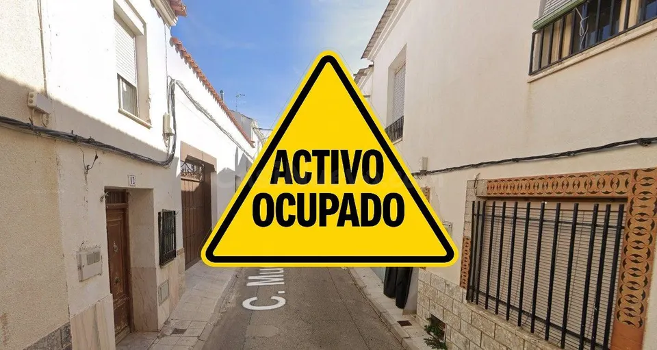 CASA EN CORRAL DE ALMAGUER