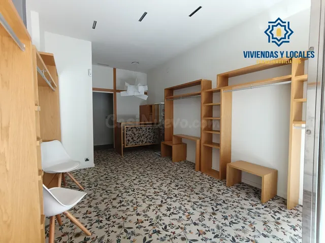Disponible local a un paso de calle Alhóndiga — 5