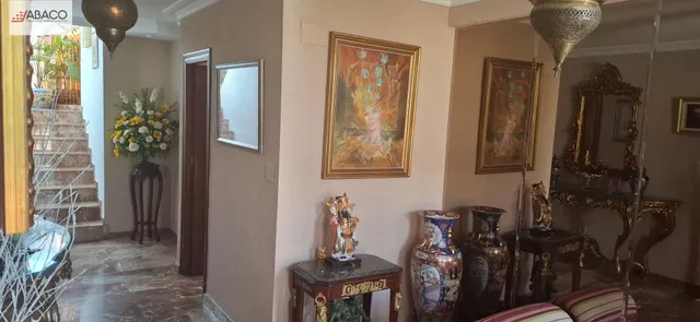 Elegante chalet con maravilloso jardín y vistas privilegiadas. — 48