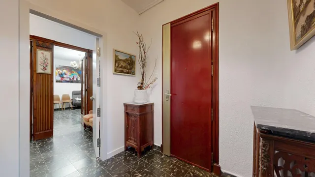 ¡Oportunidad única! Piso de lujo en alquiler en el corazón de Valencia — 28