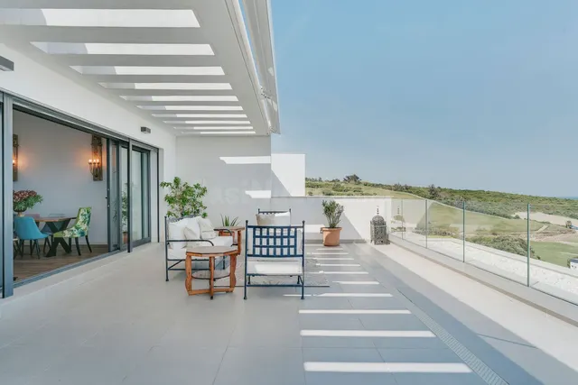 Ático 3 habitaciones 146m² en venta - Playa la alcaidesa - foto 3