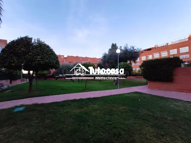 MAGNIFICO DUPLEX REFORMADO Y MUY LUMINOSO EN LA MOTILLA - foto 3