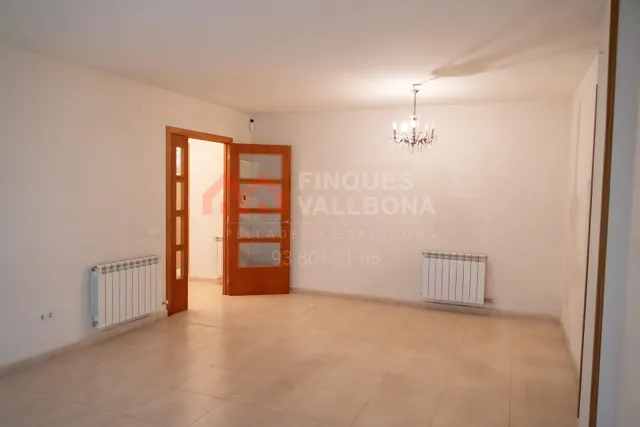 Precioso piso en Capellades con terraza y ascensor — 18