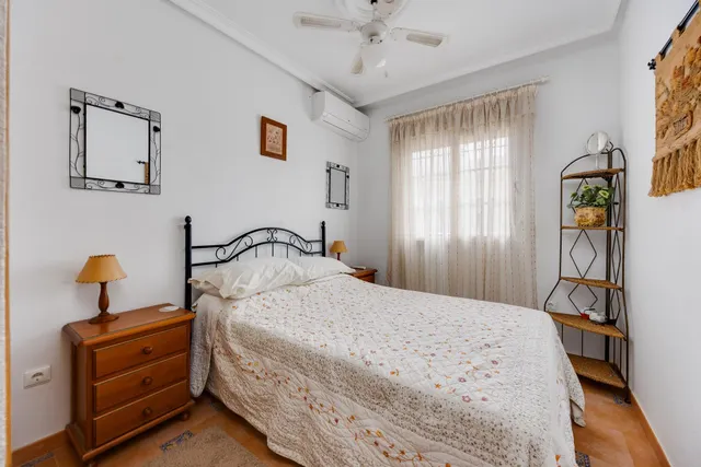 Exclusiva Villa con Jardin de ensueño en Los Dolses, a pasos de La Zenia Boulevard — 35