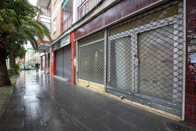 Local comercial 110m² en venta - Villarejo — 17