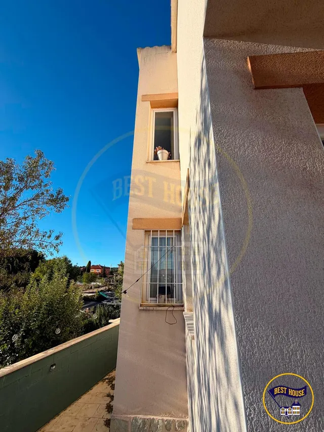 Chalet en venta en arcas del villar — 48
