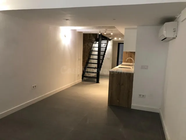 Dúplex en Venta en calle Santa Elena SOLO INVERSORES — 2