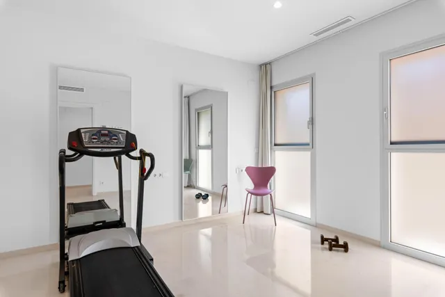 Piso en venta en Torrevieja con vistas al mar — 24