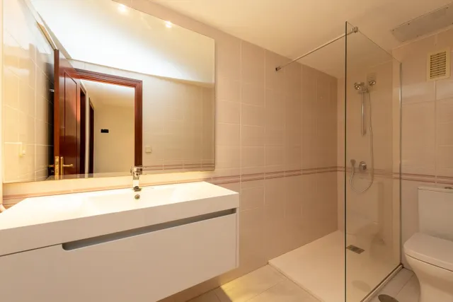 Estupenda vivienda con vistas a los jardines de la Diputación!! — 16