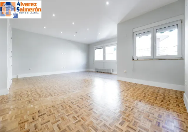 PISO DE 5 DORMITORIOS EN CALLE RECOGIDAS — 6