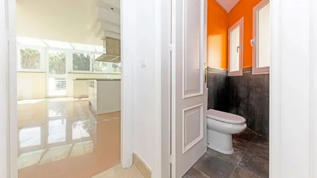 Chalet 5 habitaciones 919m² en venta - Puerto de la Torre — 47