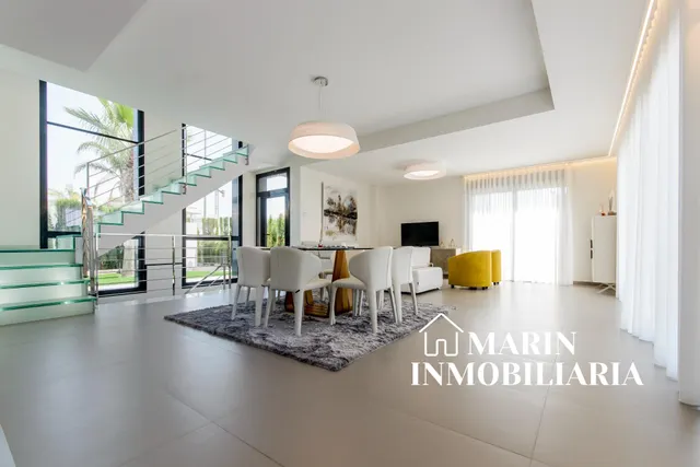 VILLAS DE LUJO EN LA DEHESA CAMPOAMOR ( ORIHUELA COSTA) — 11