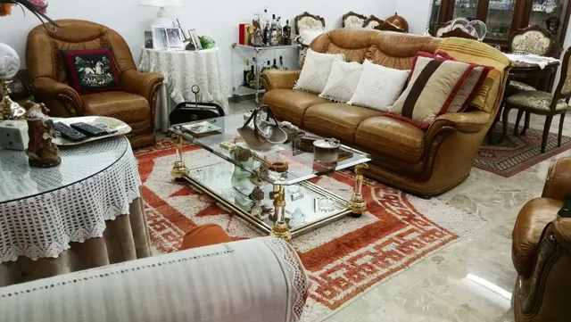 SORPRENDENTE...SE VENDE CASA DE LUJO INDEPENDIENTE, CON LOCAL, A 3 MINUTOS DEL CENTRO DE ALBACETE — 8