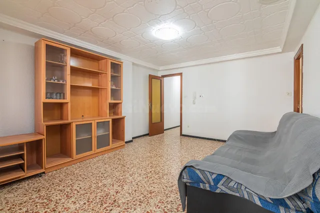¿Buscas una gran vivienda a escasos metros del centro? — 11