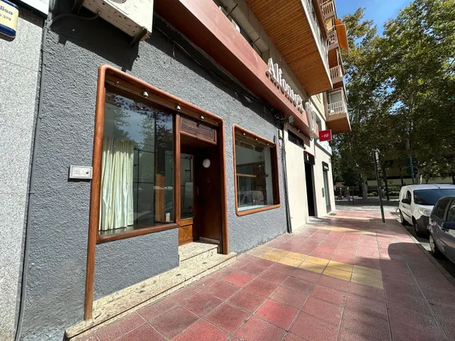 Local en alquiler a pie de calle en la Plaza Preciosa, junto a Alfonso X — 8