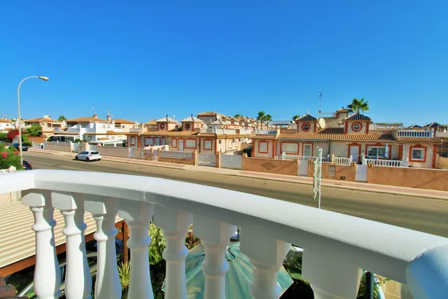 Villa 3 habitaciones 83m² en venta - La Zenia — 24
