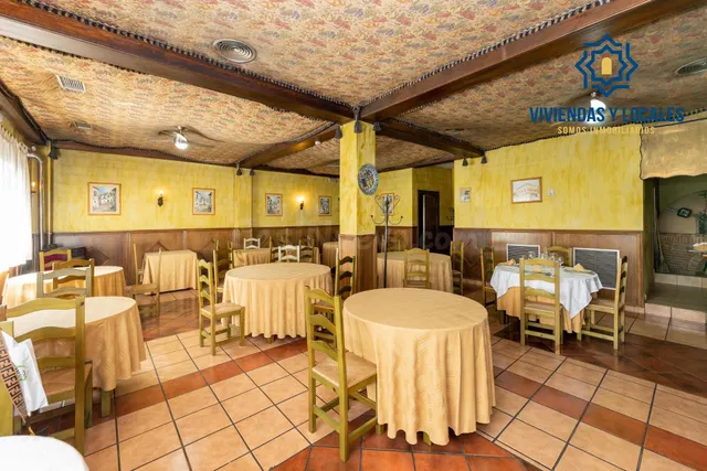 VENTA DE RESTAURANTE-ASADOR Y VIVIENDA EN ALBOLOTE (JUNCARIL - foto 5