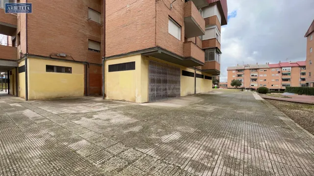 Se alquila local en la zona de Avd. del Ejercito, Guadalajar - foto 4