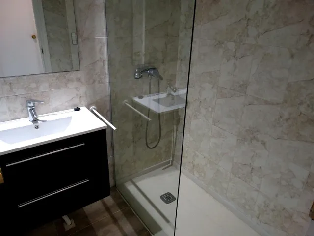 Piso de 1 dormitorio en Amposta, con ascensor y balcón — 10
