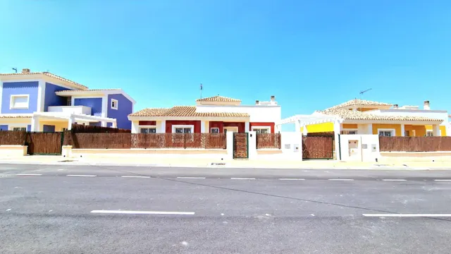 VENTA DE VILLA EN JARDINES DE ALMENARA, LORCA - foto 4