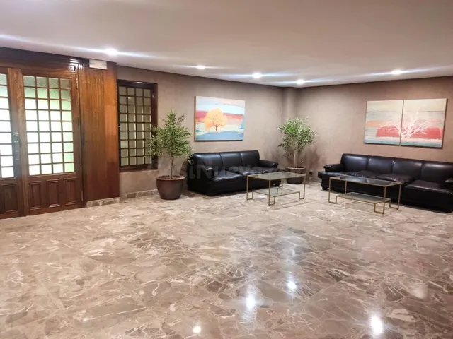 TRASTERO CON FÁCIL ACCESO — 3