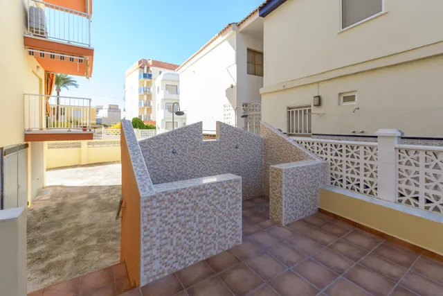 Apartamento Reformado a 100 m de la Playa en Bellreguard – Oportunidad Única — 14