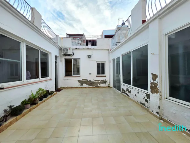 Oportunidad Casa de pueblo en Centre Vila -La Geltrú — 44