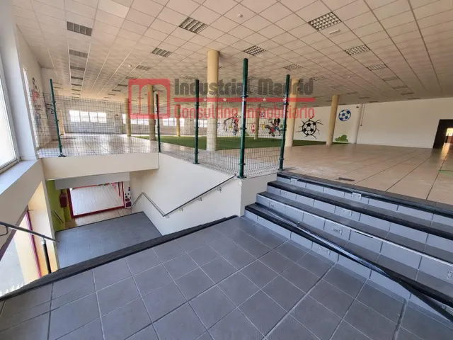 Espectacular nave comercial en alquiler en Arganda del Rey – primera línea de avenida principal — 7