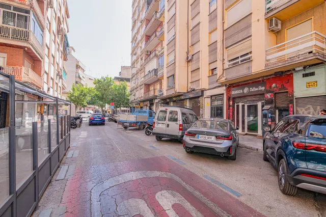 LOCAL EN CALLE SOL 25 CON 55 METROS — 22