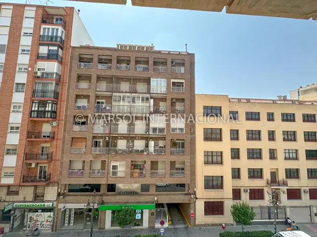 MAGNIFICA VIVIENDA EN PLENO CENTRO DE ORIHUELA - foto 2